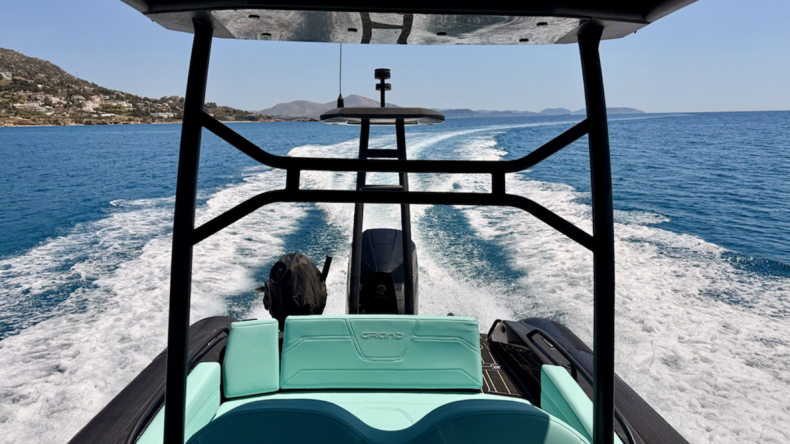 Grand G750 gallery view 2